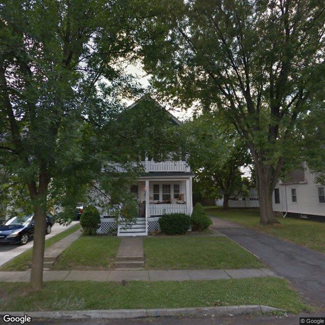 Street View image for 213-15 Kenwood Ave