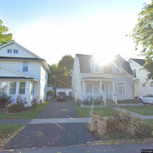Street View image for 121 Ross Pk